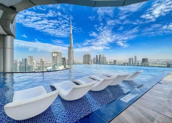Spectacular 2 Bed Downtown I Highest Infiniti Pool