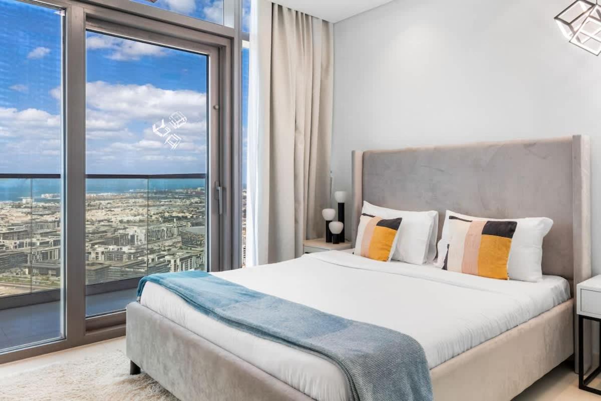 Spectacular 2 Bed Downtown I Highest Infiniti Pool